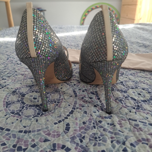 SJP by Sarah Jessica Parker Nirvana 100 Mary Jane Pumps. - Picture 3 of 5